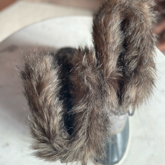 NWT SOREL WOMEN'S JOAN OF ARCTIC™ BOOT - Picture 6 of 11